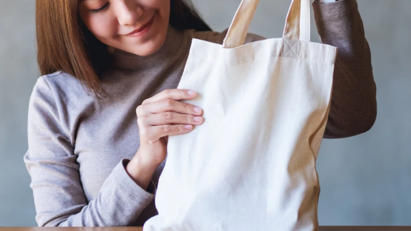 Easy Ways to Customize Canvas Tote Bags Yourself