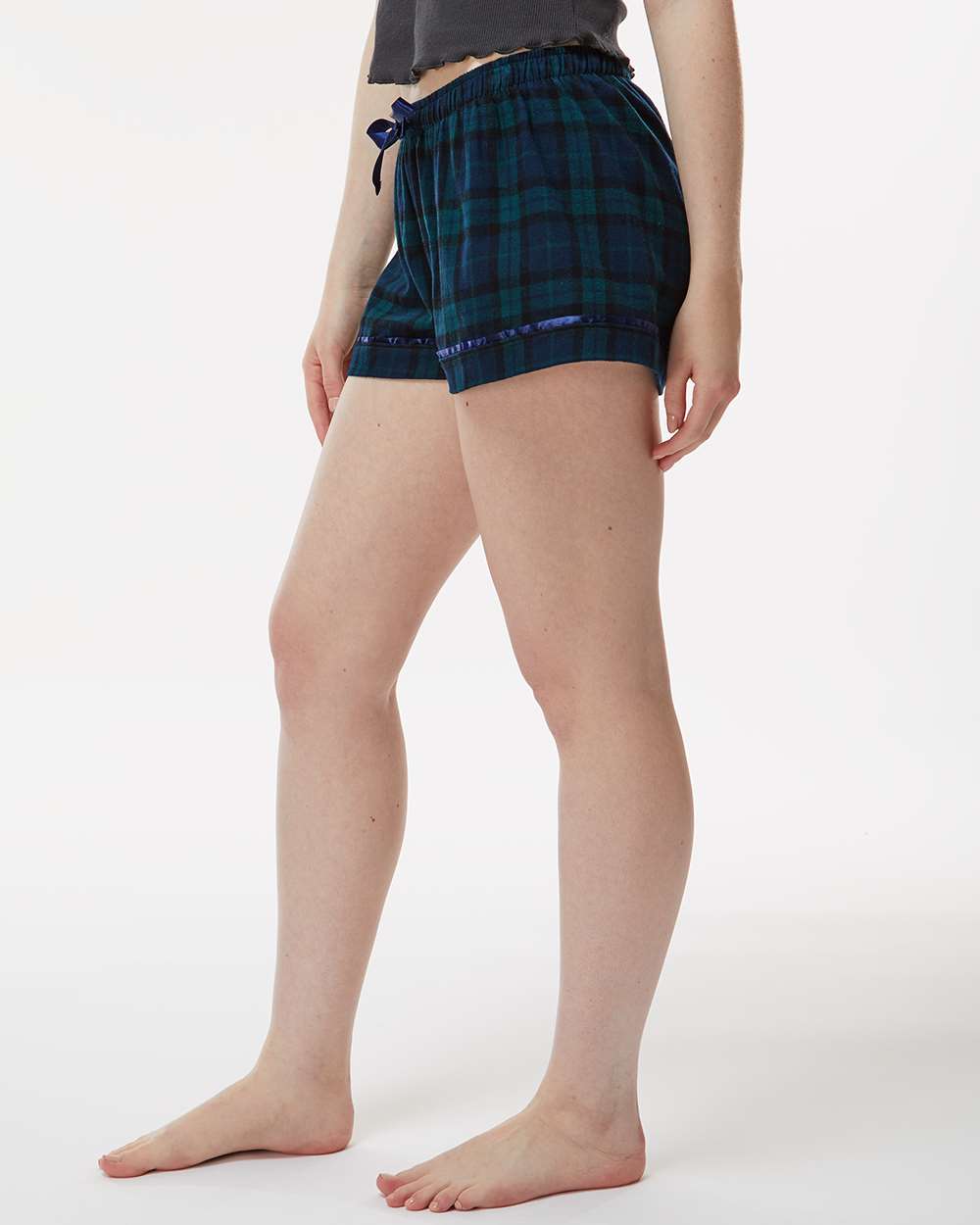 Women's Flannel Shorts - OnModelSide - B14403612 - Scottish Tartan