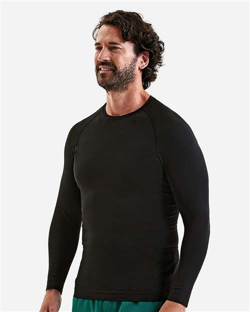 Men's Unstoppable Fresh Long Sleeve Underscrub Base Layer T-Shirt - OnModelSide - B290D5503 - Black