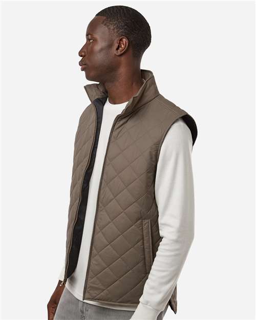 Men's Vintage Diamond Quilted Vest - OnModelSide - B09452023 - Driftwood
