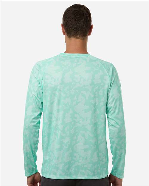 Men's Lopro Running Lakes Long Sleeve T-Shirt - OnModelBack - B007D2103 - Beach Glass