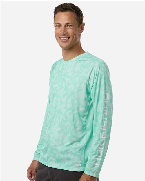 Men's Lopro Running Lakes Long Sleeve T-Shirt - OnModelSide - B007D2103 - Beach Glass