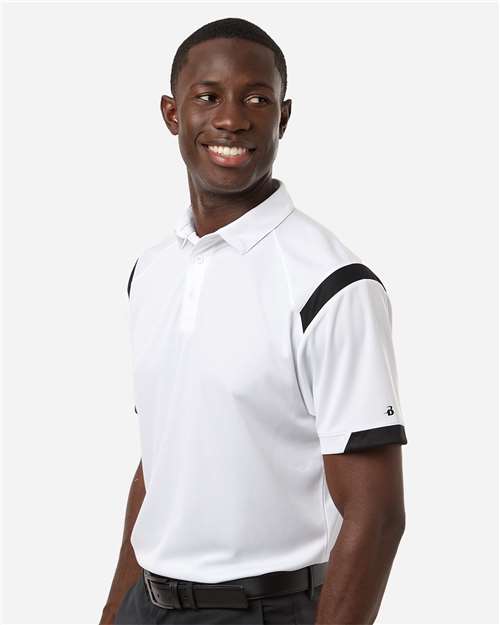 Men's On the Rise Polo - OnModelSide - B96485103 - White/ Black