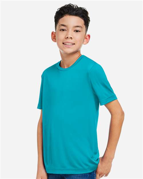 Youth Capital Performance T-Shirt - OnModelSide - B268A7992 - Clear Teal