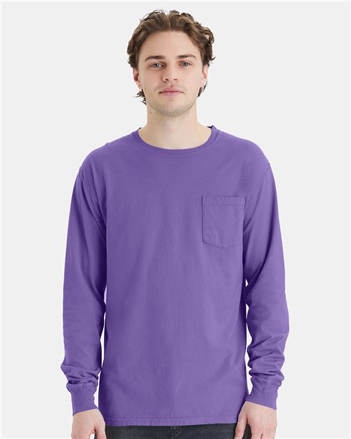 Unisex Garment-Dyed Long Sleeve T-Shirt With a Pocket - styleImage