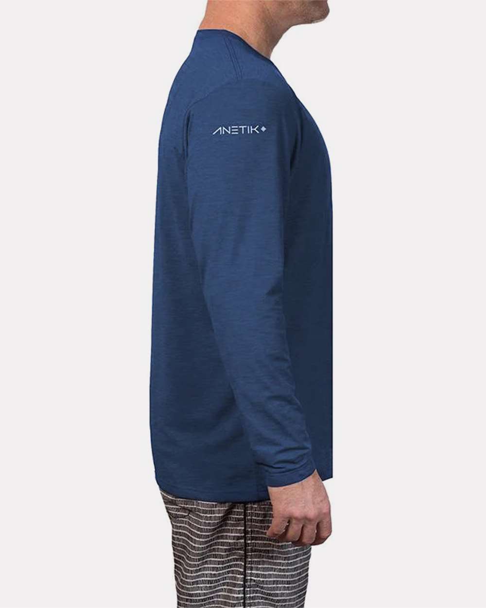 Men's Low Pro Tech Long Sleeve T-Shirt - OnModelSide - B00033653 - Navy Heathered