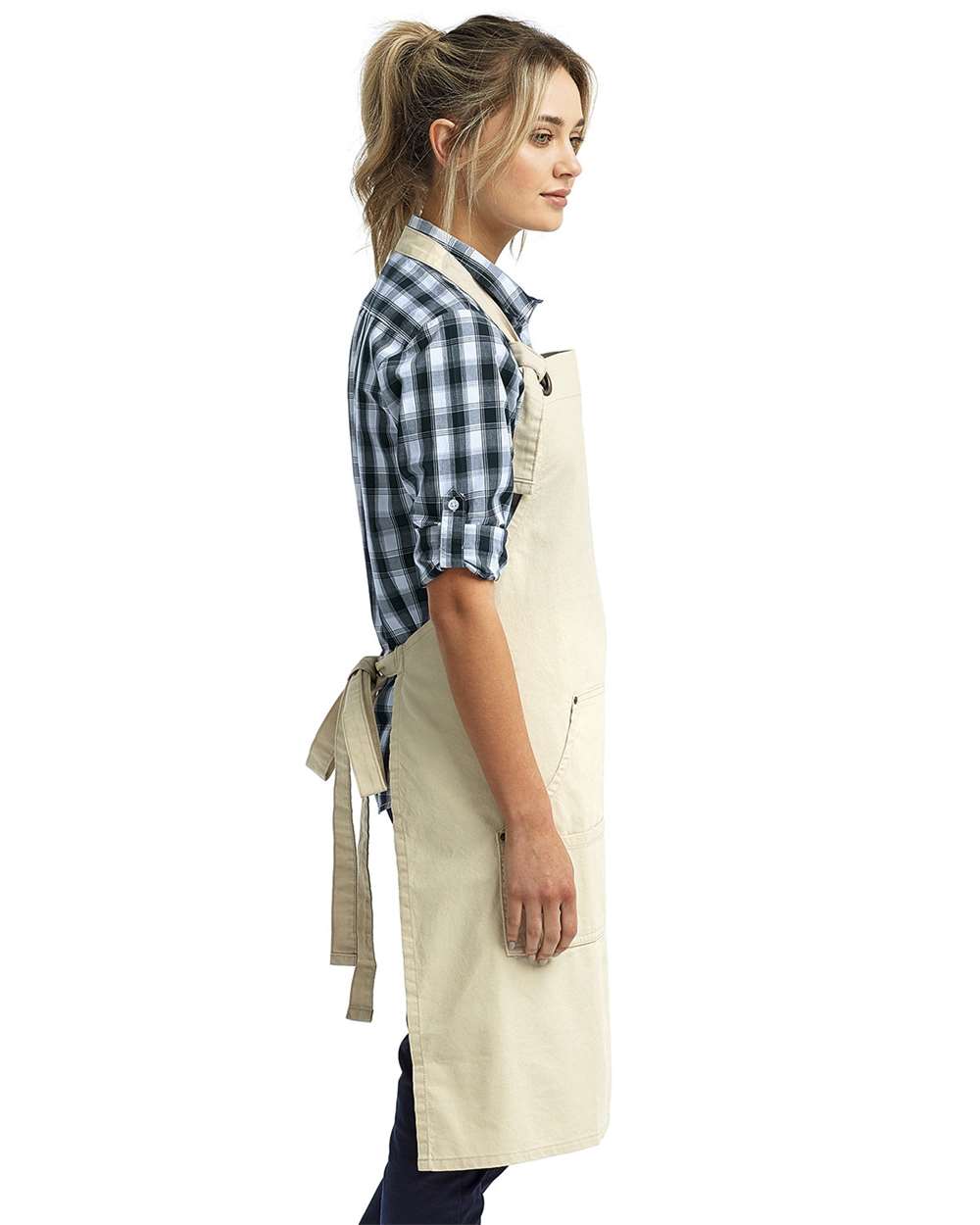 Calibre Heavy Canvas Apron with Pocket - OnModelSide - B391A1100 - Natural