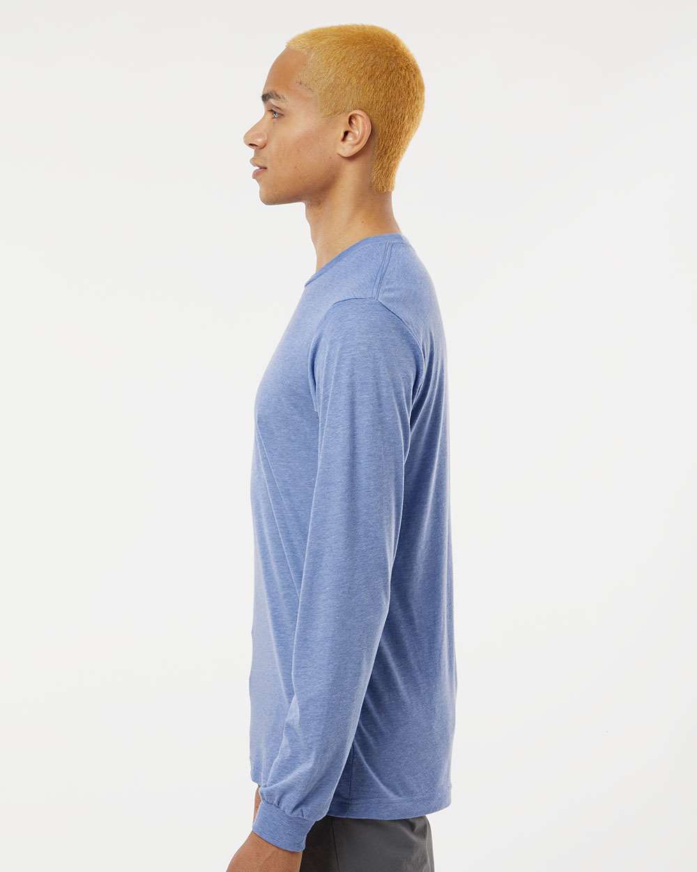 Unisex Triblend Long Sleeve Tee - OnModelSide - B11606262 - Blue Triblend