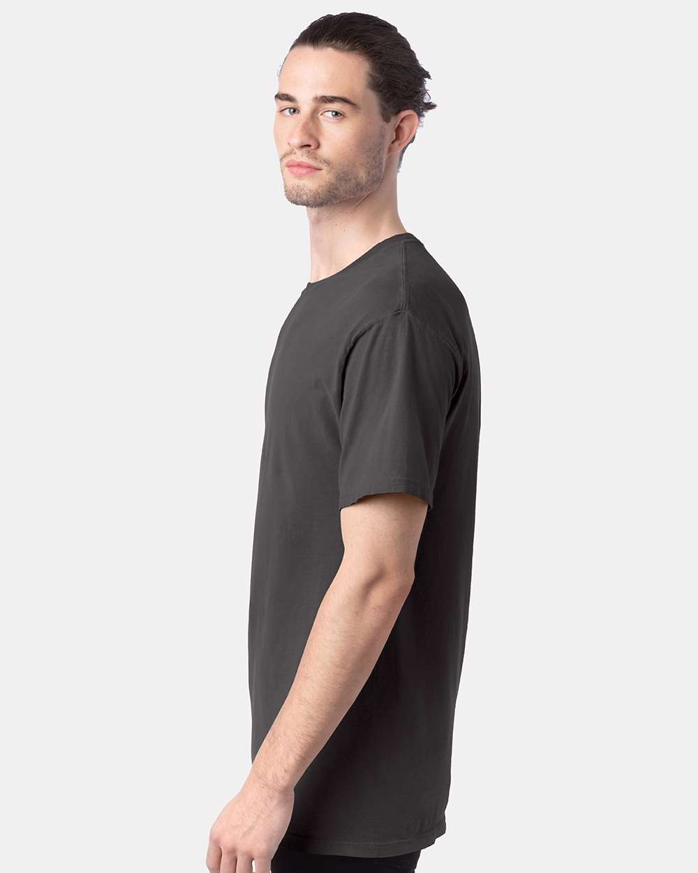 Men's Garment-Dyed T-Shirt - OnModelSide - B35100093 - New Railroad Grey