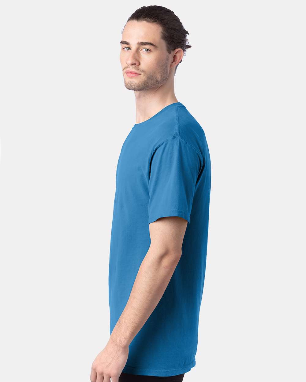 Men's Garment-Dyed T-Shirt - OnModelSide - B35100253 - Summer Sky Blue