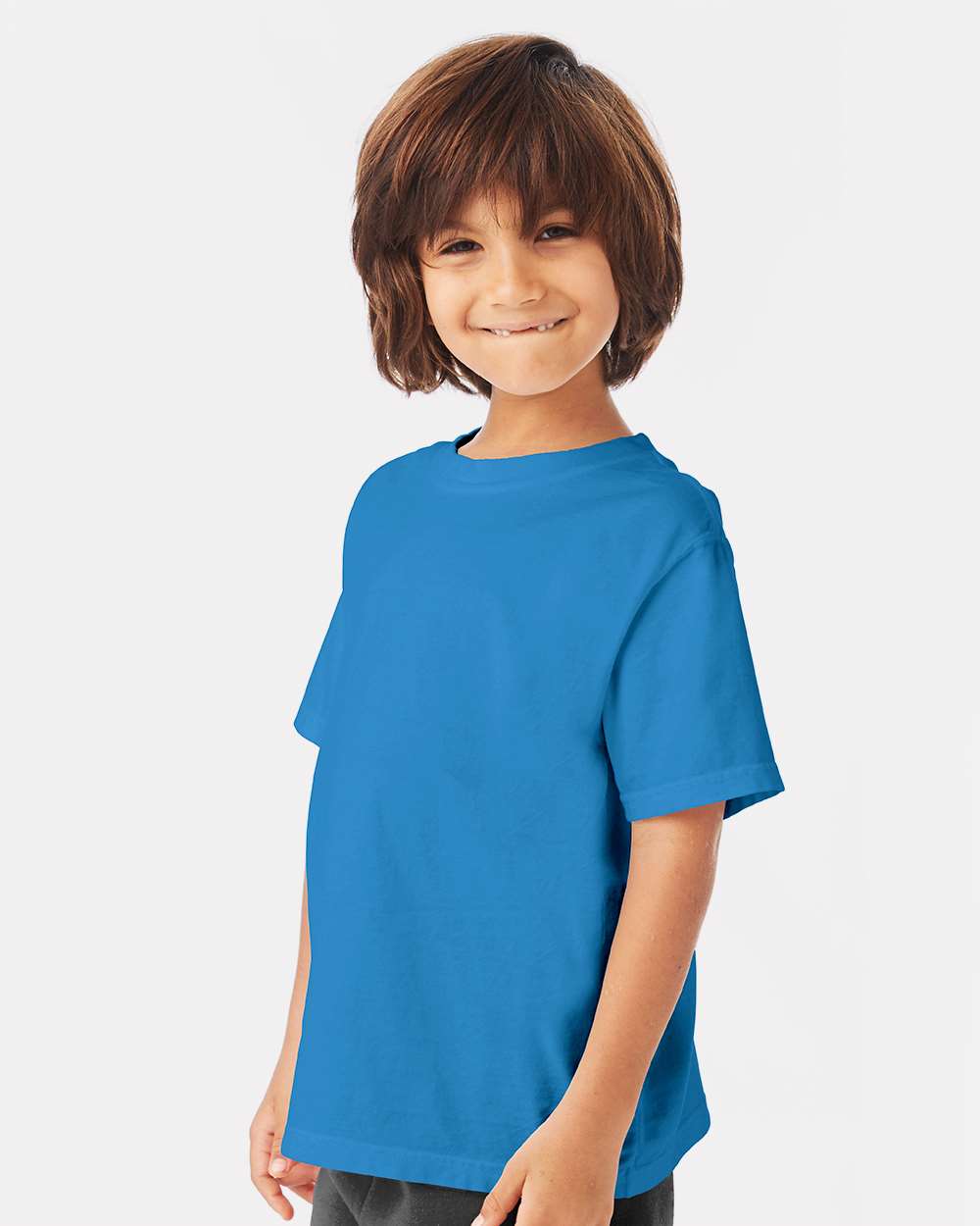 Youth Garment-Dyed T-Shirt - OnModelSide - B36900102 - Summer Sky Blue