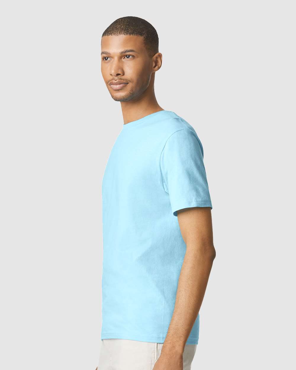 Men's Softstyle® T-Shirt - OnModelSide - B00660443 - Sky
