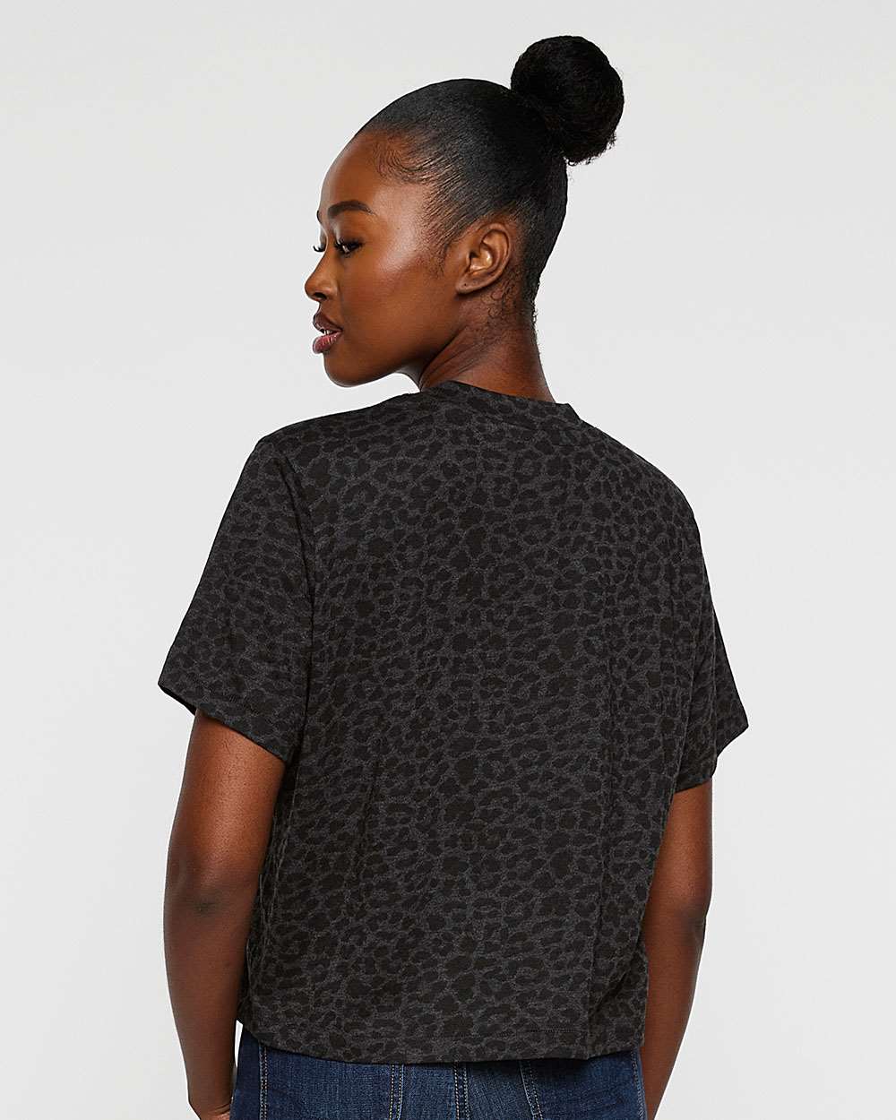 Women's Boxy Tee - OnModelBack - B06838503 - Black Leopard