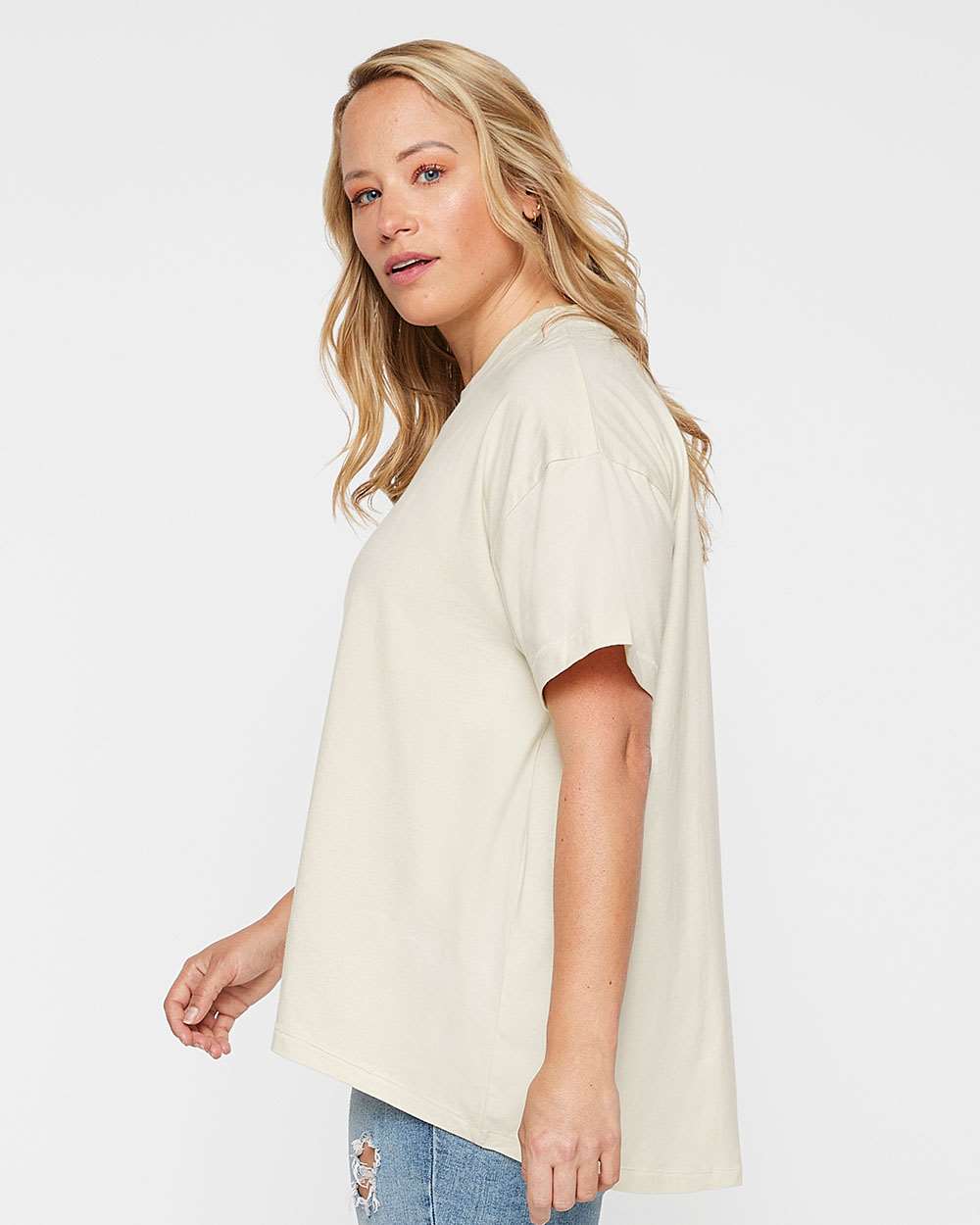 Women's Hi-Lo Tee - OnModelSide - B06938243 - Natural