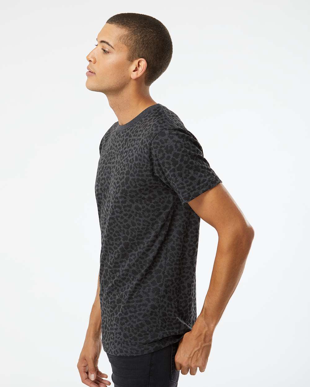 Unisex Fine Jersey Tee - OnModelSide - B00638933 - Black Leopard