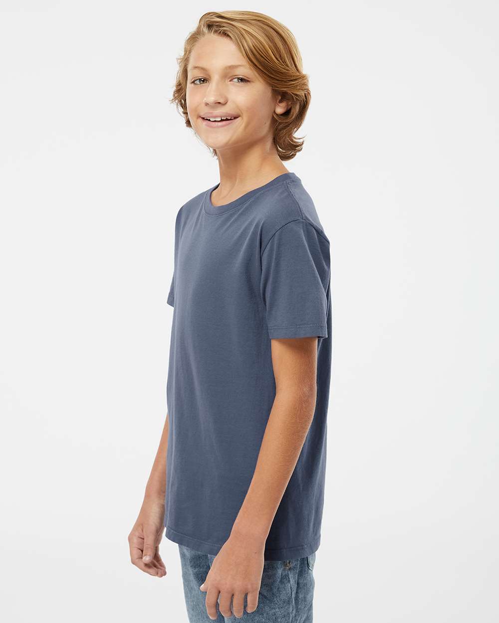 Youth Organic T-Shirt - OnModelSide - B10172122 - Navy