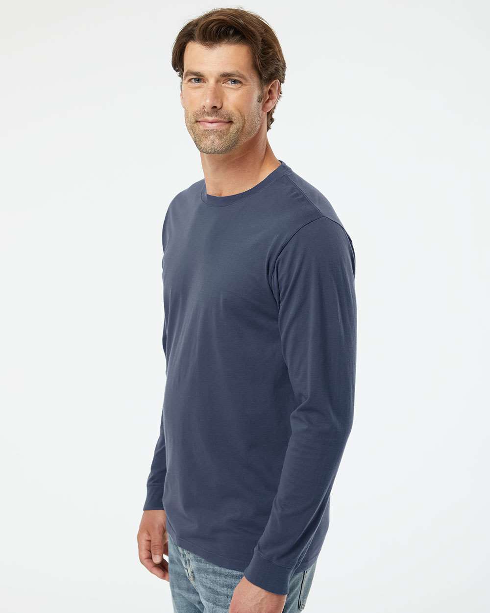 Unisex Organic Long Sleeve T-Shirt - OnModelSide - B10272103 - Navy