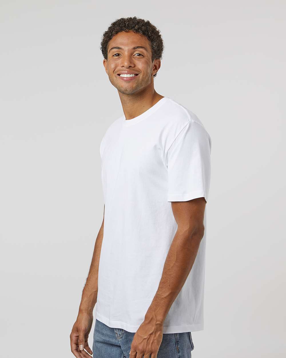 Unisex Classic T-Shirt - OnModelSide - B10372013 - White