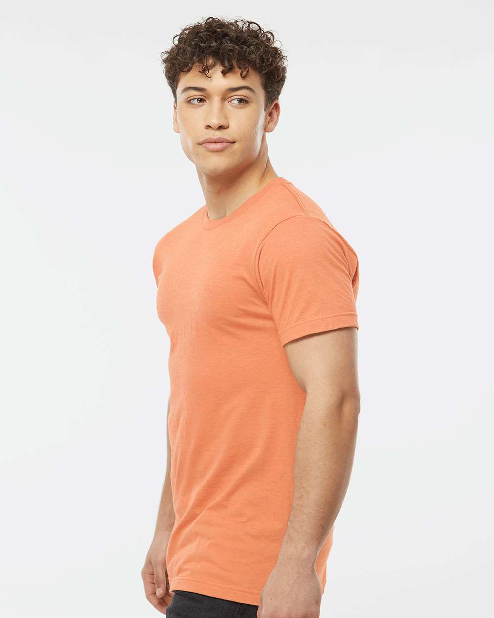 Men's Fine Jersey T-Shirt - OnModelSide - B10259332 - Heather Cantaloupe