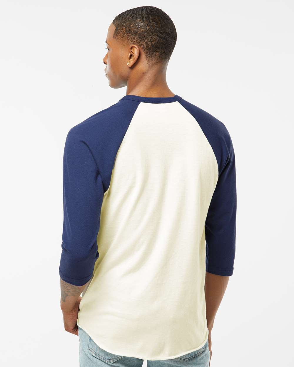 Unisex Fine Jersey Raglan T-Shirt - OnModelBack - B30359132 - Vintage White/ Inked India