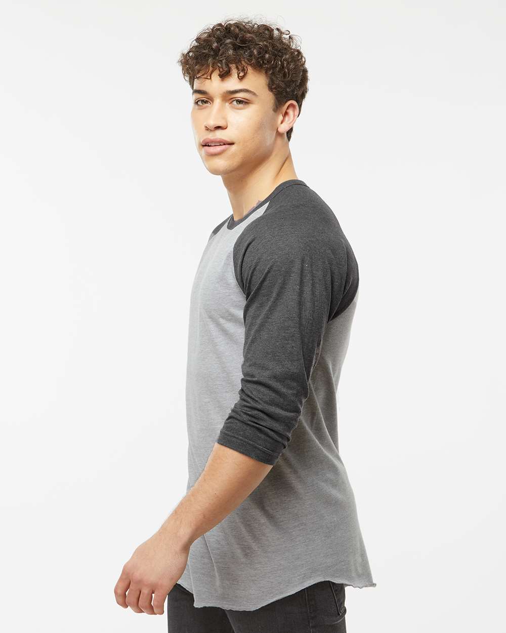 Unisex Fine Jersey Raglan T-Shirt - OnModelSide - B30359102 - Heather Grey/ Heather Charcoal