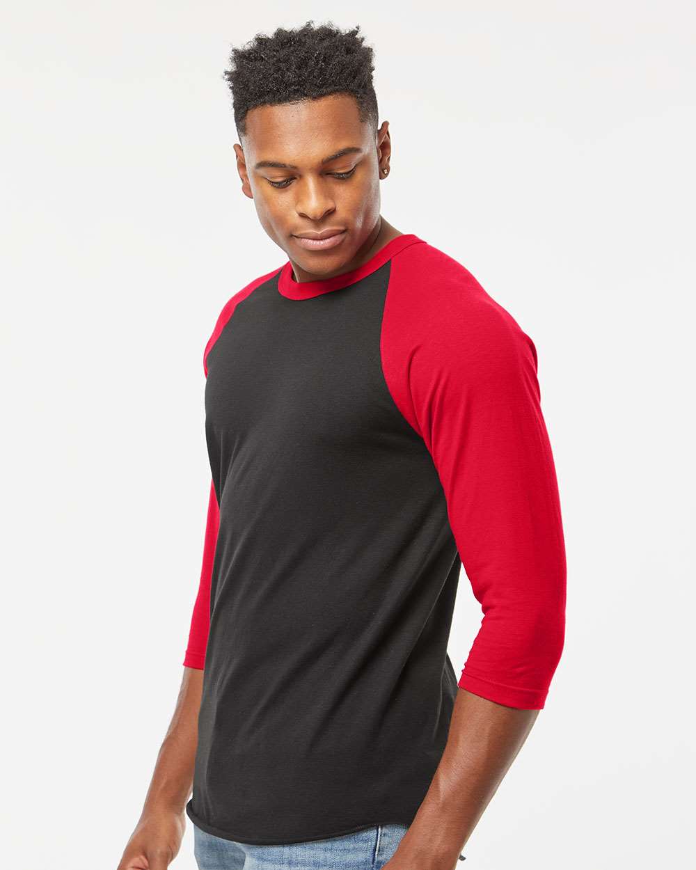 Unisex Fine Jersey Raglan T-Shirt - OnModelSide - B30359702 - Black/ Red