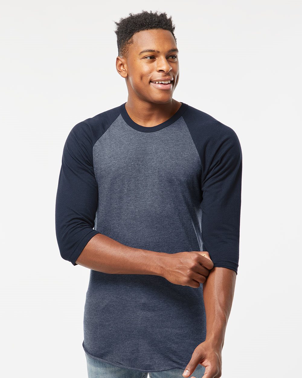 Unisex Fine Jersey Raglan T-Shirt - styleImage