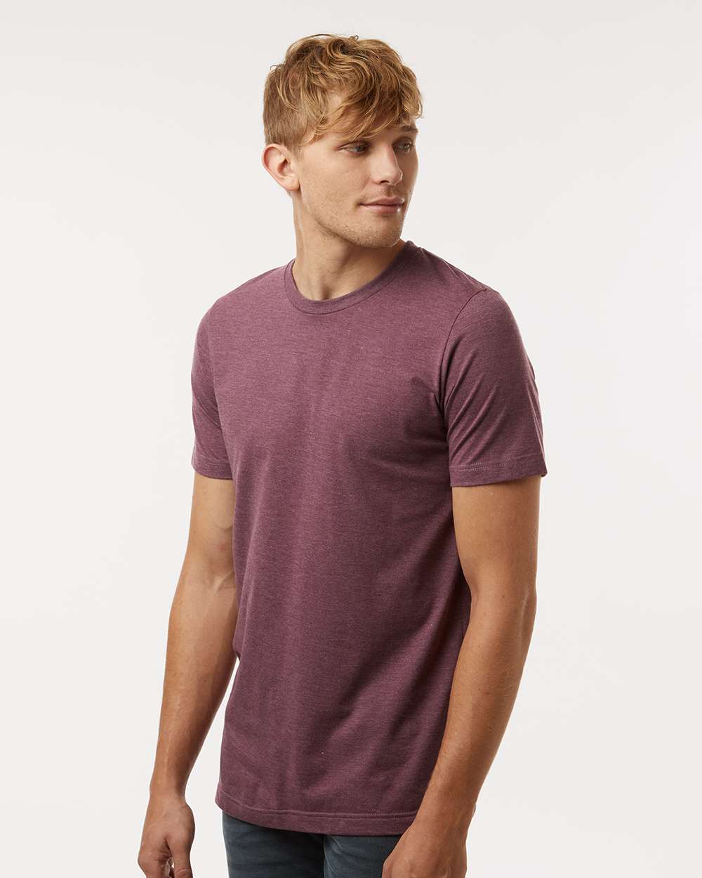 Combed CVC T-Shirt - OnModelSide - B13759532 - Heather Maroon