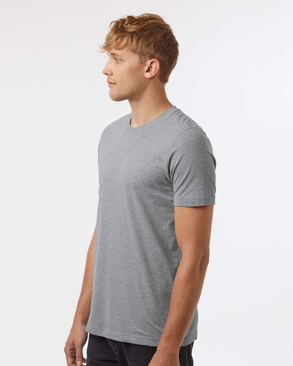 Combed CVC T-Shirt - OnModelSide - B13759582 - Heather Grey